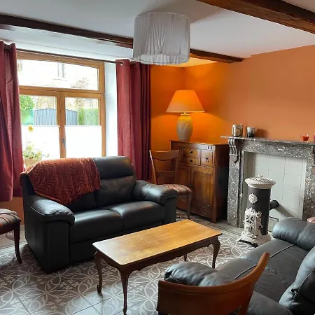 Holiday home Les Pimprenelles *